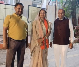 भाजपा नेता वेंकट अग्रवाल ने महिला बाल विकास मंत्री लक्ष्मी राजवाड़े भेंट कर कोटा की समस्यायों से अवगत कराया