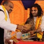 अनिरूद्धाचार्य महाराज से विधायक पुरंदर मिश्रा ने लिया आशीर्वाद, श्रीमद्भागवत का किया रसपान