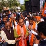 लोकसभा केंद्रीय चुनाव कार्यालय भाजपा का उद्घाटन  के दौरान रायपुर में  मुख्यमंत्री विष्णु देवसाय  से कोटा भाजपा के नेता वेंकट अग्रवाल ने मुलाकात की