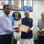 मानव सेवा ही माधव सेवा है- राज्यपाल श्री हरिचंदन राज्यपाल ने रेडक्रॉस द्वारा आयोजित कार्यक्रम में प्रशिक्षार्थियों को प्रमाण पत्र दिए