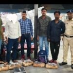 रेल सुरक्षा बल नागपुर की विशेष टास्क टीम को मिली सफलता दो लाख रु. का गांजा जब्त किया