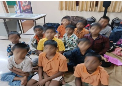RPF दुर्ग टीम को रेलवे स्टेशन में असम, नागालैंड और छत्तीसगढ़ के लावारिस हालात में मिले 12 बच्चें, पुलिस ने चाइल्ड हेल्प लाइन को सौंपा