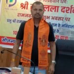समाजसेवी प्रवीण झा ने कहा श्री हनुमान जी के आदेश पर मैं 1008 दर्शनार्थियों को रामलला के&nbsp; दर्शन कराने ले जा रहा हूं अयोध्या