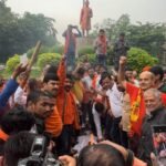 राहुल गांधी की शव यात्रा निकालकर व पुतला दहन करके विश्व हिंदू परिषद, बजरंग दल ने विरोध प्रदर्शन किया