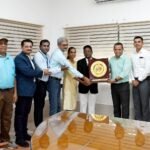 *उसलापुर स्टेशन को मिला “बेस्ट स्टेशन ऑफ द मंथ” का अवार्ड *