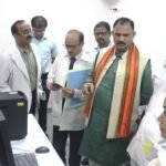 स्वास्थ मंत्री ने सिम्स की कार्यशैली से जबर्दस्त नाराज  डीन और एम एस को सस्पेंड किया, साथ ही दोनो पर एफ आई आर करने को भी कहा, मंत्री जी पूरा सुधार के लिए अर्चना सिंह को भी सस्पेंड कर देते ?
