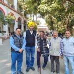 रेलवे की बंद सड़कों को पुनः प्रारंभ करने सर्वदलीय मंच ने कलेक्टर से मिला