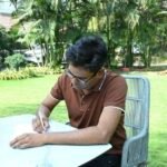 छत्तीसगढ़ में पहली बार हस्तलिखित बजट पेश, वित्त मंत्री ओपी चौधरी ने किए हस्ताक्षर*  *100 पृष्ठों में वित्त मंत्री ने हाथ से लिखा ऐतिहासिक बजट*