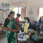 डीप स्कूल में बच्चों को फाइलेरिया के टैबलेट खिलाया गया*