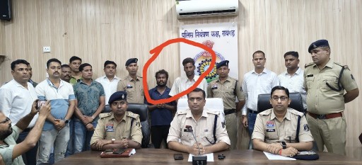 भारत रत्न डॉ. भीमराव अंबेडकर की प्रतिमा पर मिट्टी लगाने वाले दो आरोपी गिरफ्तार*