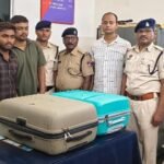आर पी एफ उसलापुर ने दो आरोपियों को पकड़ 1.60 लाख रू. का गांजा जप्त की
