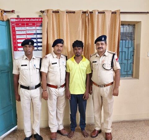 आरपीएफ भिलाई  की विशेष टीम ने एक साल से फरार चल रहे आरोपी को किया गिरफ्तार