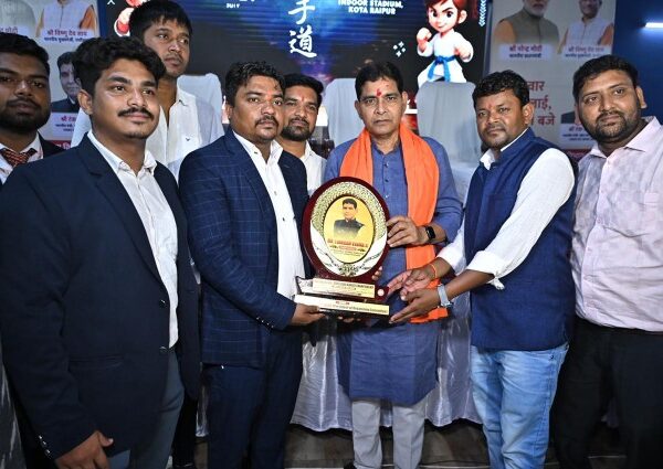 राज्य स्तरीय कराटे चैम्पियनशिप “स्वतंत्रता कप” में पहुँचे खेल मंत्री टंकराम वर्मा, प्रदेश भर के सैकड़ों खिलाड़ियों ने लिया प्रतियोगिता में भाग