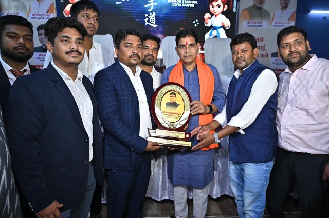 राज्य स्तरीय कराटे चैम्पियनशिप “स्वतंत्रता कप” में पहुँचे खेल मंत्री टंकराम वर्मा, प्रदेश भर के सैकड़ों खिलाड़ियों ने लिया प्रतियोगिता में भाग