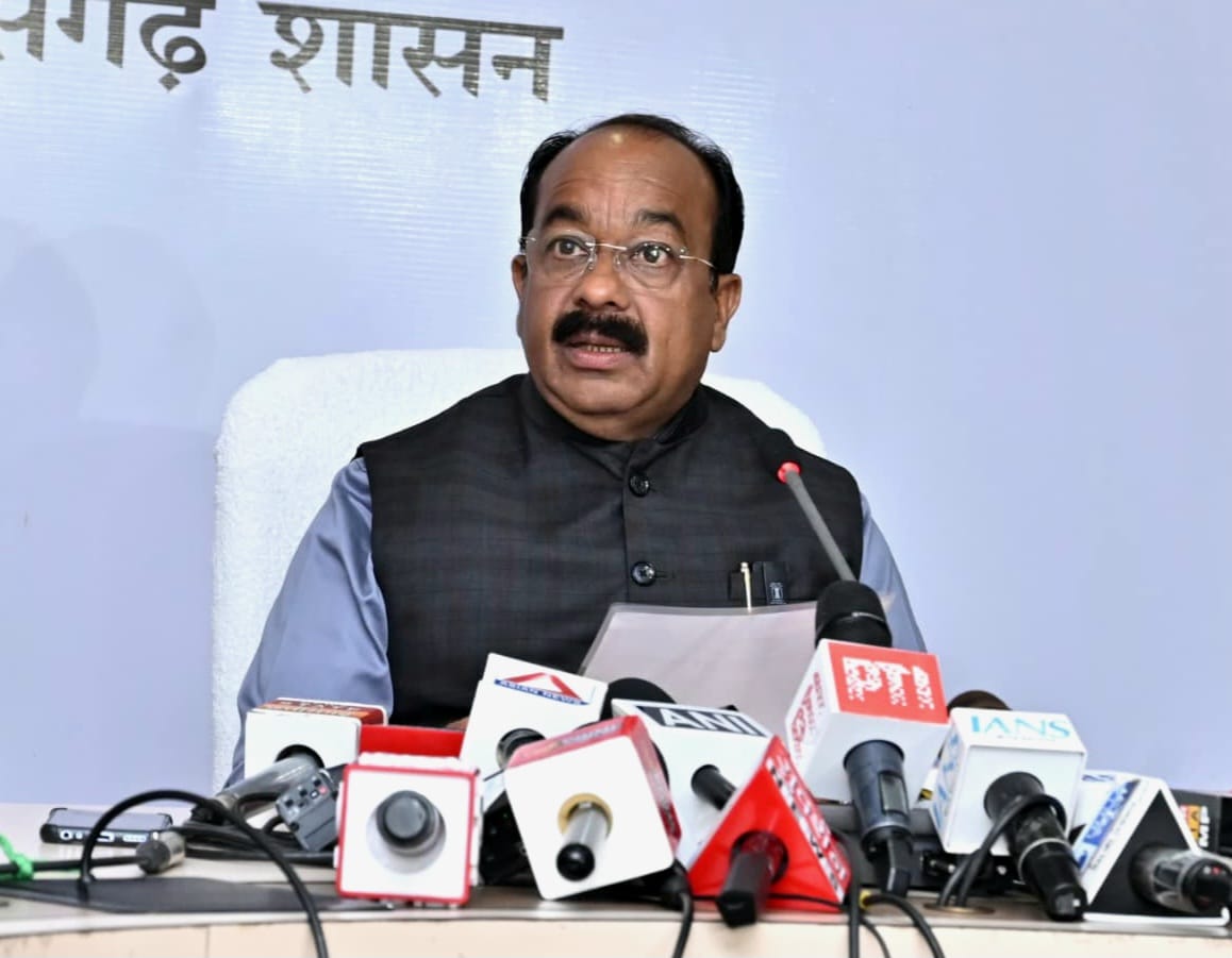 बिग ब्रेकिंग: मुख्यमंत्री ने छत्तीसगढ़ के अधिकारी कर्मचारियों के लिए दो प्रतिशत महंगाई भत्ता बढ़ाने की घोषणा की*  *दो प्रतिशत की होगी वृद्धि, अब केंद्र के बराबर 55 प्रतिशत मिलेगा महंगाई भत्ता*