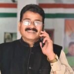 चक्रधर समारोह में छत्तीसगढ़ी कलाकारों की उपेक्षा करने और उनके साथ हो रहे व्यवहार पर कड़ी आपत्ति दर्ज की है जिला कांग्रेस अध्यक्ष अनिल शुक्ला ने