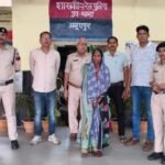 अनूपपुर रेलवे स्टेशन मे गाड़ी संख्या 18234 से महिला यात्री का मंगलसूत्र चोरी, एक महिला को पकड़ कर आरपीएफ ने जीआरपी को सुपुर्द किया