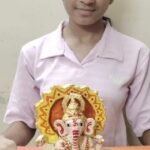 मनेन्द्रगढ़ की बाल प्रतिभा ने सबका मन मोहा – 13 वर्षीय अनन्या ने बनाई सुंदर बाल गणेश प्रतिमा