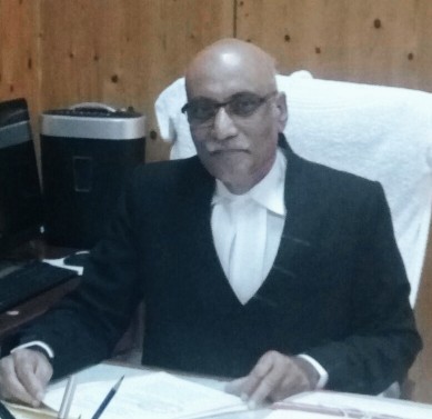 रिटा.जस्टिस सी वी बाजपेई छत्तीसगढ़ बार कौंसिल के चुनाव हेतु गठित पर्यवेक्षण समिति के अध्यक्ष नियुक्त हुए  यह समिति राज्य विधिज्ञ परिषद के सदस्यों के चुनाव सम्पादित करेगी