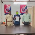 आपरेशन उपलब्ध के तहत रेसुब पोस्ट भंडारा रोड के व्दारा अवैध टिकट बनाते तुमसर के एक युवक को किया गिरफ्तार