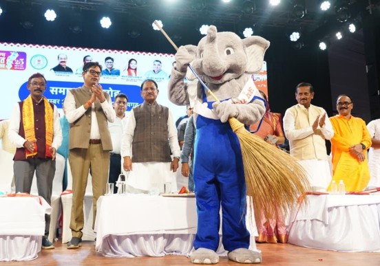 सुग्घर रायगढ़, आरुग रायगढ़” की पहचान बनेगा “अप्पू राजा”, मुख्यमंत्री ने स्वच्छता शुभंकर को किया लोकार्पित