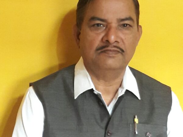 अखिल भारतीय क्षत्रिय महासभा की बैठक संपन्न प्रदेश उपाध्यक्ष नैन सिंह परिहार ने 6 अक्टूबर को रायपुर में होने वाली राष्ट्रीय कार्यकारिणी की बैठक में अधिक से अधिक लोगों से उपस्थित होने का आग्रह किया