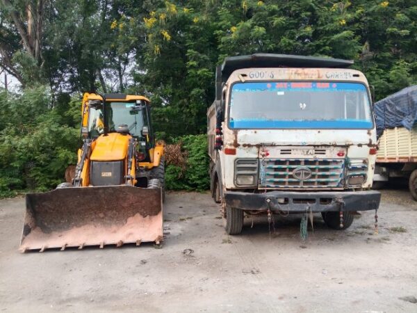 कलेक्टर बिलासपुर के निर्देश पर खनिजों का अवैध खनन व परिवहन करने वाले 8 वाहन को जब्त कराया*