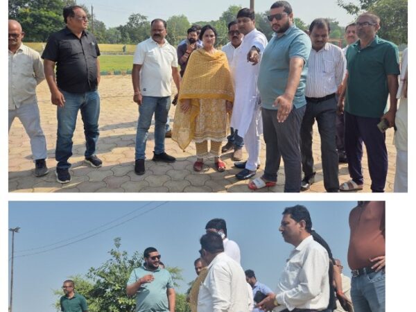 छठ घाट में चल रही साफ सफाई और अन्य व्यवस्थाओं के निरीक्षण के लिए तोरवा छठ घाट पहुंची मेयर पूजा विधानी,समय सीमा में कार्य पूर्ण करने  दिए निर्देश*