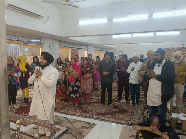 सिंधी कॉलोनी स्थित धन गुरु नानक दरबार में संत माता अद्दी अम्मा की मासिक वर्सी हर्षोल्लाह से मनाई गई