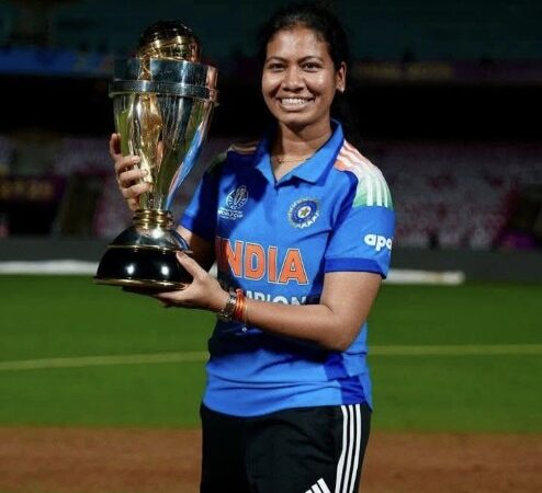 भारतीय महिला क्रिकेट टीम के विश्व विजेता बनने की ऐतिहासिक उपलब्धि में कवर्धा जिले की बेटी आकांक्षा सत्यवंशी टीम का हिस्सा रही