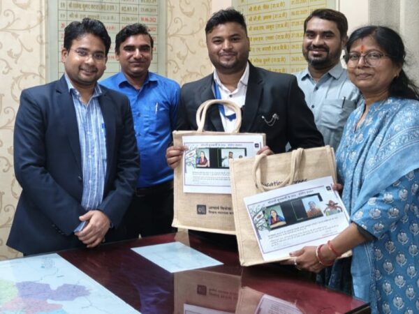 विनोबा ऐप के माध्यम से स्कूलों में नवाचारी शिक्षा को मिल रहा प्रोत्साहन “बोलेगा बचपन” के उत्कृष्ट प्रतिनिधि बने रत्ना गुरु और कार्तिक कुमार सिन्हा