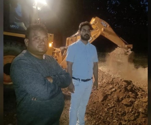 दूसरे दिन भी हुई ओडिशा सीमा से धान के अवैध परिवहन की रोकथाम के लिए जिला प्रशासन की बड़ी कार्रवाई