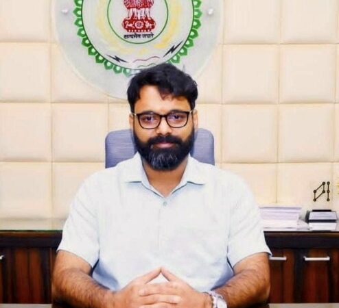 राष्ट्रीय मतदाता दिवस 2026 पर जशपुर को राज्य स्तरीय सम्मान*  *कलेक्टर श्री रोहित व्यास होंगे सम्मानित*  *निर्वाचन में तकनीक के प्रभावी उपयोग से जशपुर बना श्रेष्ठ निर्वाचन जिला*