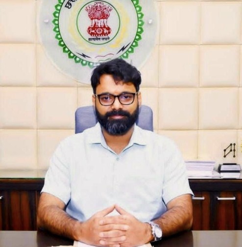 राष्ट्रीय मतदाता दिवस 2026 पर जशपुर को राज्य स्तरीय सम्मान*  *कलेक्टर श्री रोहित व्यास होंगे सम्मानित*  *निर्वाचन में तकनीक के प्रभावी उपयोग से जशपुर बना श्रेष्ठ निर्वाचन जिला*