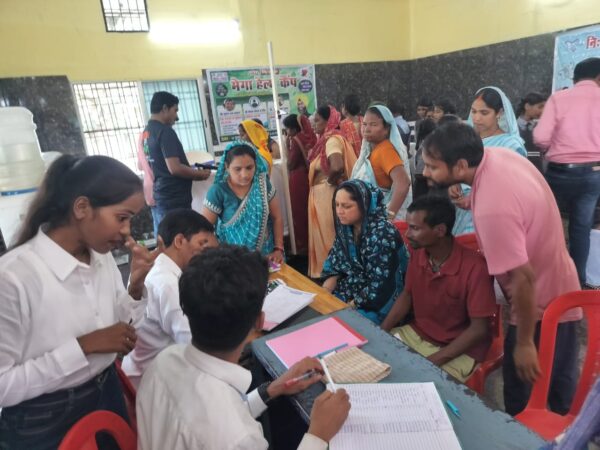 हरदी में JRC Associates का मेगा हेल्थ कैंप सम्पन्न: सैकड़ों ग्रामीणों ने लिया नि:शुल्क स्वास्थ्य जांच एवं विशेषज्ञ परामर्श का लाभ