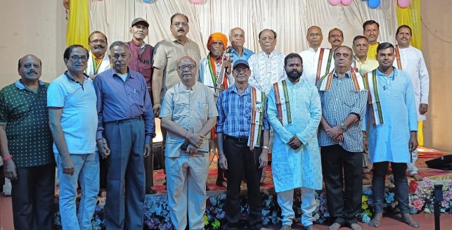छत्तीसगढ़ी राजभाषा परिषद् द्वारा गुरु पूर्णिमा के परिप्रेक्ष्य में संगीत संध्या का आयोजन*